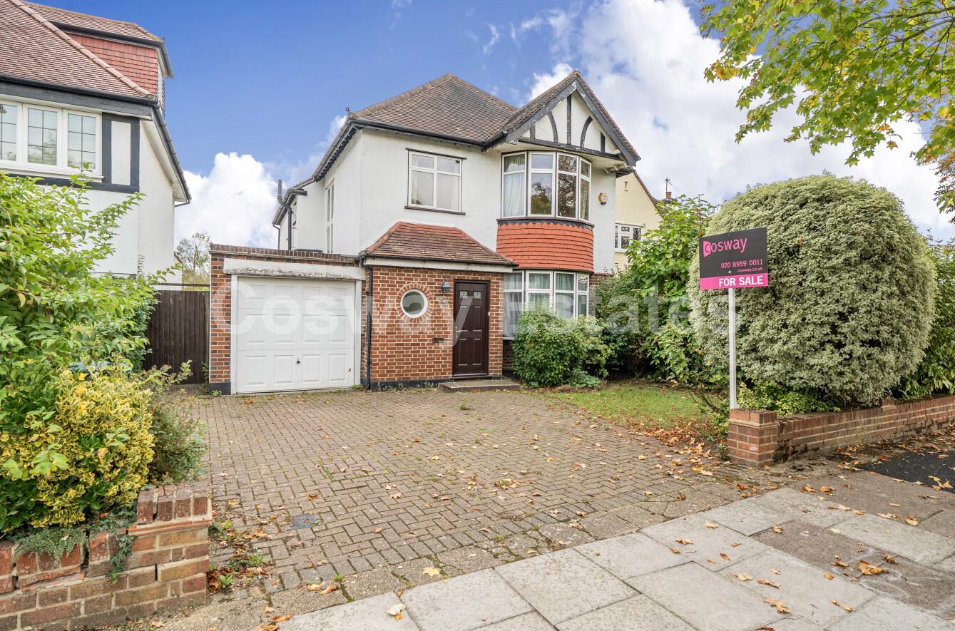 Parkside, Mill Hill, NW7, London